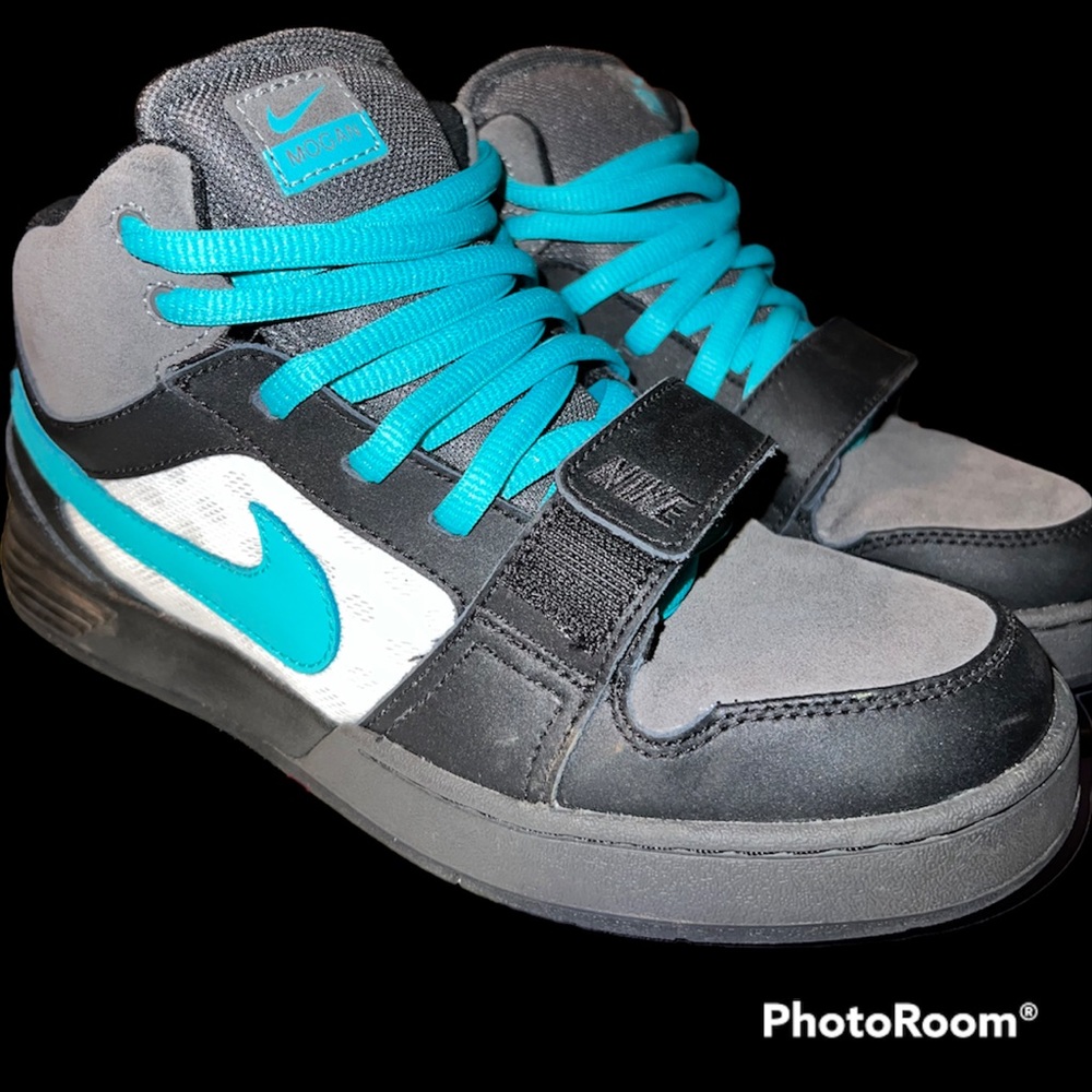 Nike iD Mogan high tops